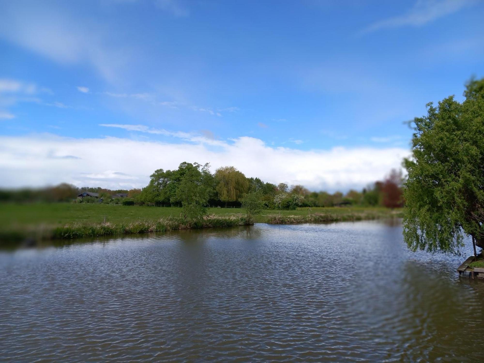 Safari Lodge 'Linge-Zicht' Tiel Esterno foto