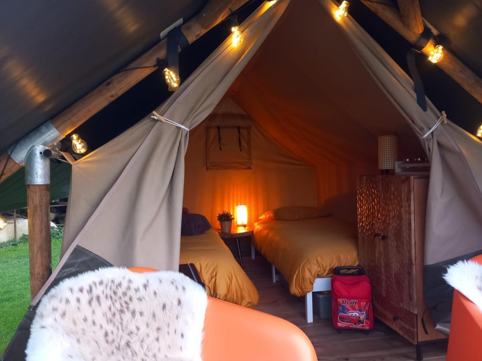 Safari Lodge 'Linge-Zicht' Tiel Esterno foto